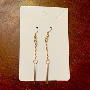 Metal gold long earrings